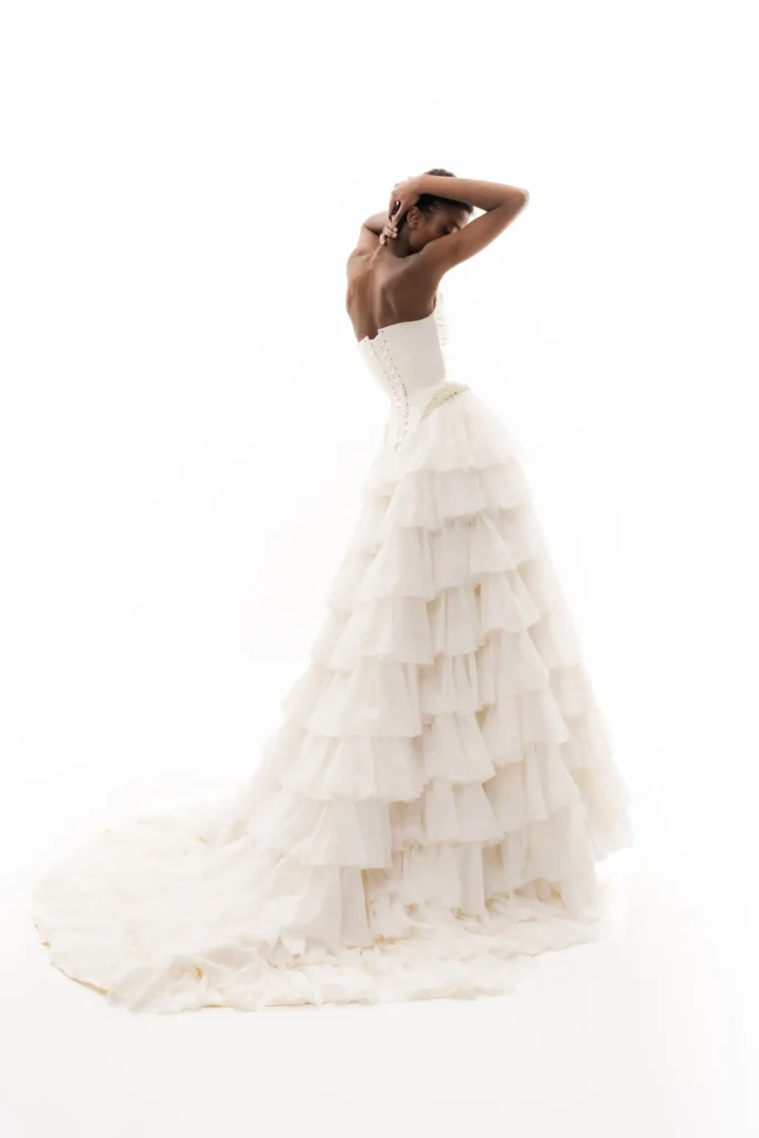 Robe de mariée - style classique - bustier ajusté